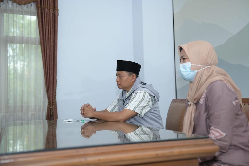 Wakil Gubernu Jabar Uu Ruzhanul Ulum mendatangi perusahaan yang dilaporkan karyawannya belum membayarkan hak Tunjangan Hari Raya. Ft Dok humas Jabar