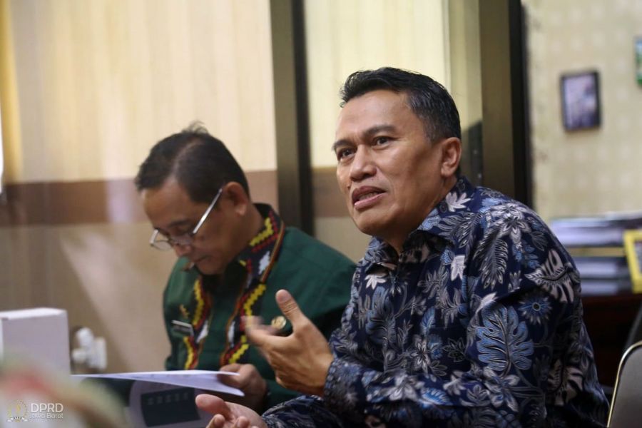 Wakil Ketua Pansus VI DPRD Provinsi Jawa Barat Deden Galih (Humas DPRD  Jabar)