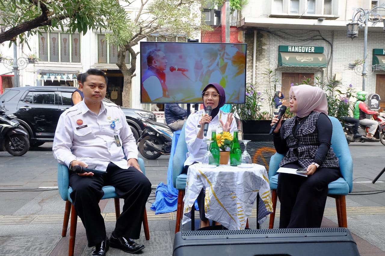 Kepala Bidang Produk Budaya dan Kesenian Dinas Budaya dan Pariwisata (Disbudpar) Kota Bandung, Ratnarahayu Pitriyati selepas. ft istimewa