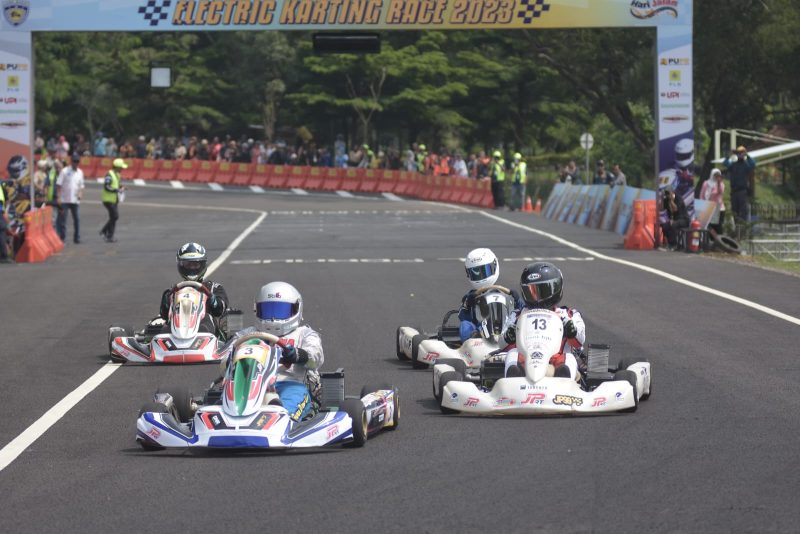 Kejuaraan Gokart memperebutkan Piala Menteri PUPR, yang diikuti oleh 32 peserta dari berbagai daerah, mempertandingkanberbagai kelas, antara lain kelas Senior, Junior, Perguruan Tinggi, dan Expert, yang digelar pada 3-4 Agustus 2024.