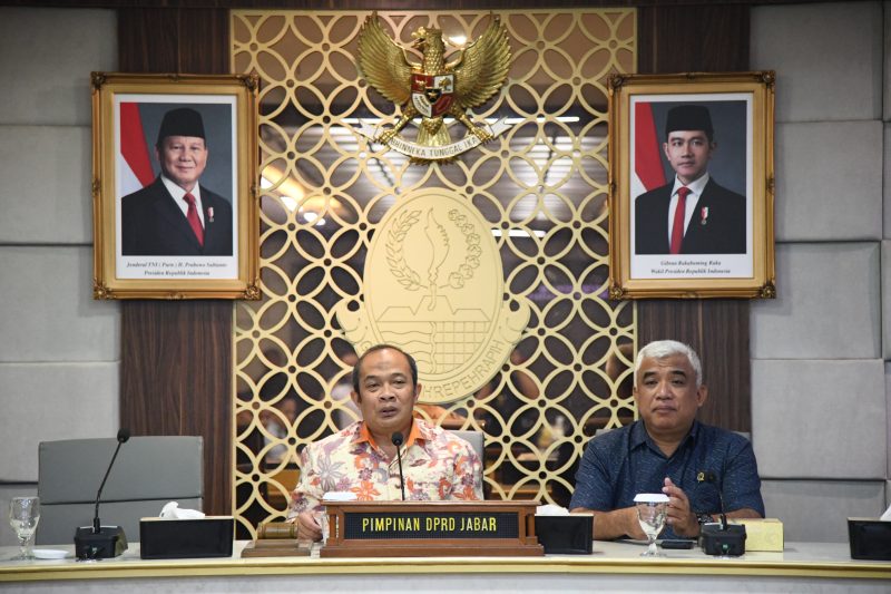 Wakil Ketua DPRD Provinsi Jawa Barat Iwan Suryawan di Kota Bandung, Kamis (13/2/2025).