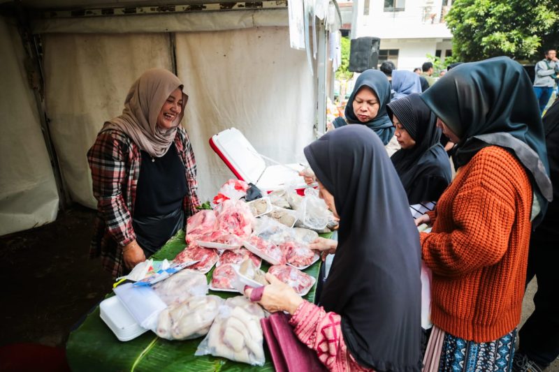 Disdagin Kota Bandung menggelar Bazar Murah 2025 di 30 kecamatan. dimulai Hari ini dibeberapa lokasi, Rabu (19/22025).