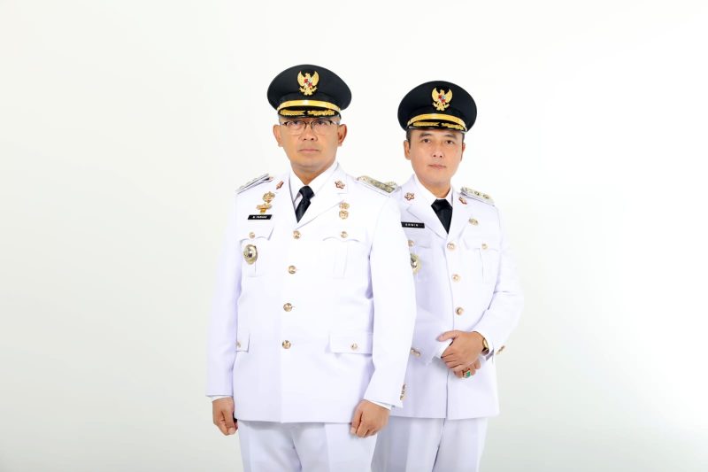 Muhammad Farhan dan Erwin usai dilantik sebagai Wali Kota dan Wakil Wali Kota Bandung periode 2025-2030 oleh Presiden Republik Indonesia, Prabowo Subianto, di Istana Negara, kamis (21/2/2025).