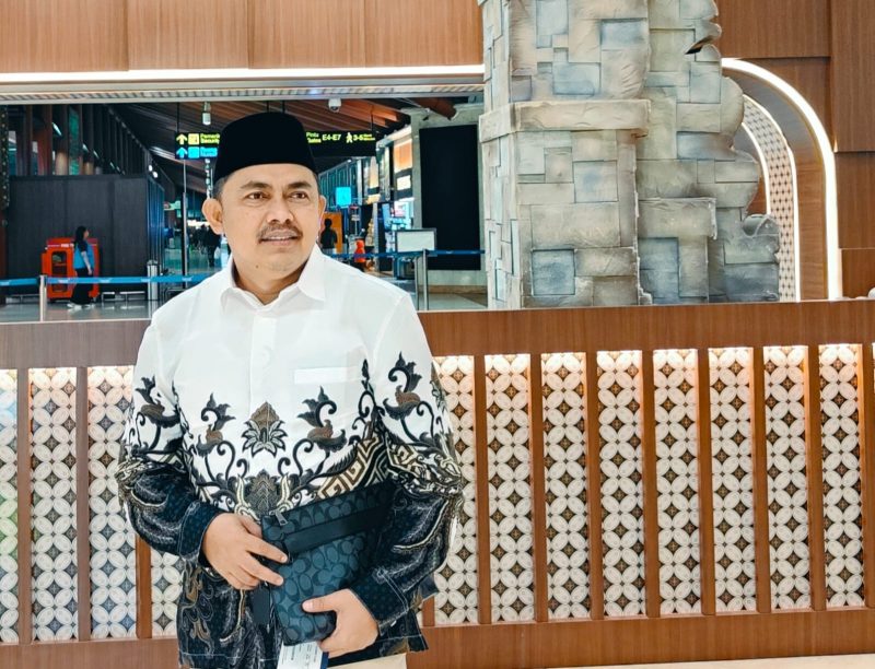  Ketua Umum Barisan Ksatria Nusantara (BKN),  Cak Ofi.