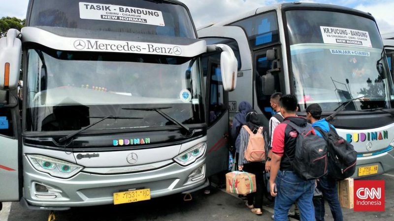 Pemudik Terminal Cicaheum. ft ist.