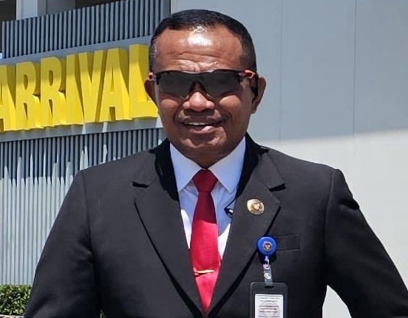  G. Borlak, Mahasiswa Doktoral Universitas Negeri Jakarta, Program Ilmu Kependudukan dan Lingkungan Hidup.Ft. Pribadi.