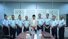 Kepala Dinas Pembinaan Mental Angkatan Udara (Kadisbintalau) Marsma TNI Drs. Jaetul Muchlis, M.Ag. saat melaksanakan audiensi dengan Imam Besar Masjid Istiqlal, KH Prof. Dr. Nasaruddin Umar, M.A.