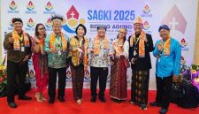 Foto: Romo Kolonel Sus Yos Bintoro, Pr; Mayjen TNI (Purn) Ibnu Bintang Setiawan; Marsda TNI (Purn) A. Joko Takarianto; Irjen Pol (Purn) Heribertus Dahana R; Brigjen Pol (Purn) Yosepha Sri Suari; AKBP (Purn) Petronela Rosena Hasan; Theodorus Dar Edi Yoga Hartantoro; Meinar Dwi Yantie.